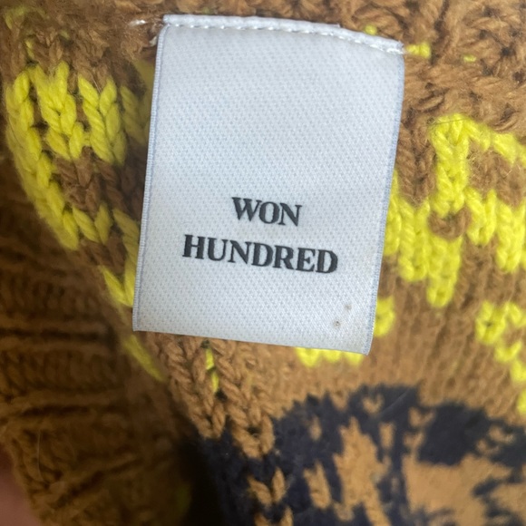 Won Hundred Sweater - Picture 3 of 3